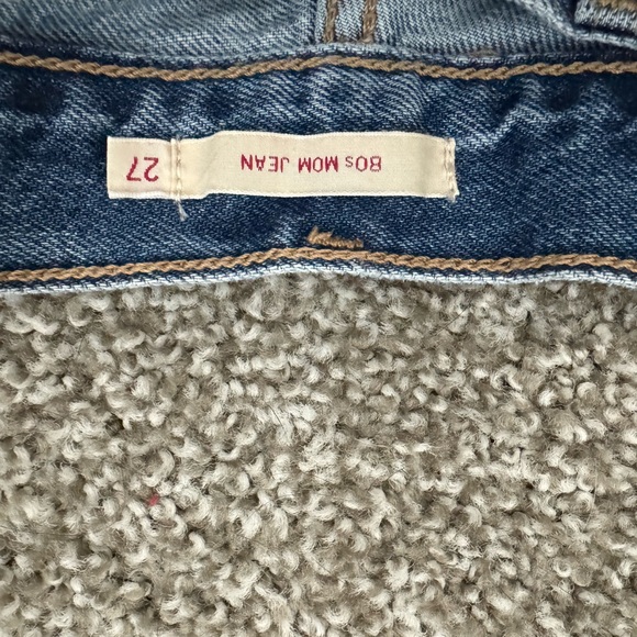 Levi's Blue Denim Jeans - Picture 2 of 3